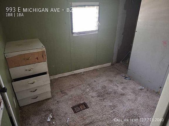 4th image of 993 Michigan Ave E #B2