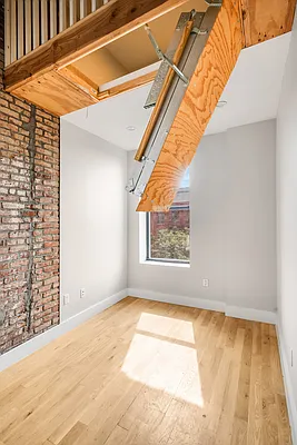 Rented by MNS | media 20