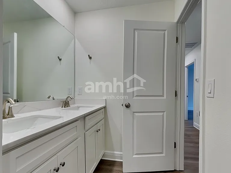 5939 Sycamore Place St — Photo 15