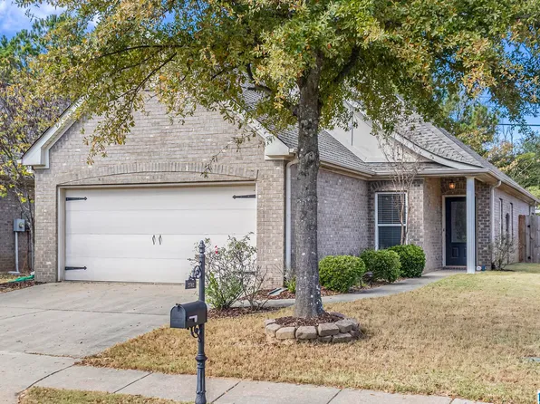 2702 Oxmoor Way, Birmingham, AL 35211