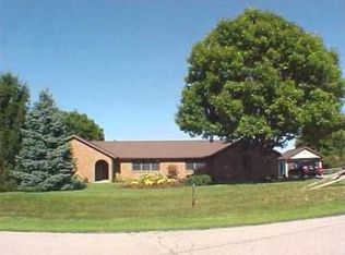 2026 Sundance Dr, Springfield, OH 45502