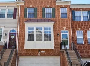 8576 Wyngate Manor Ct, Alexandria, VA 22309