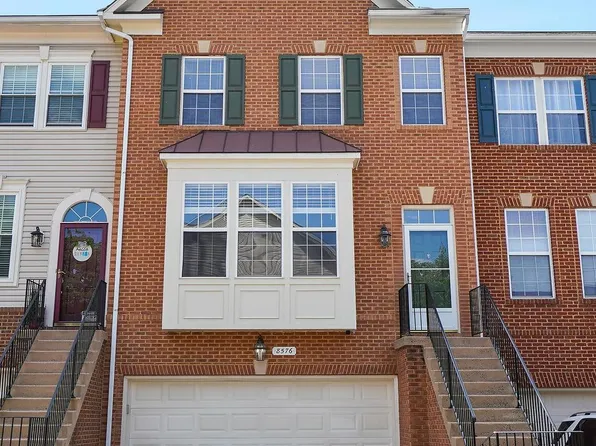 8576 Wyngate Manor Ct, Alexandria, VA 22309