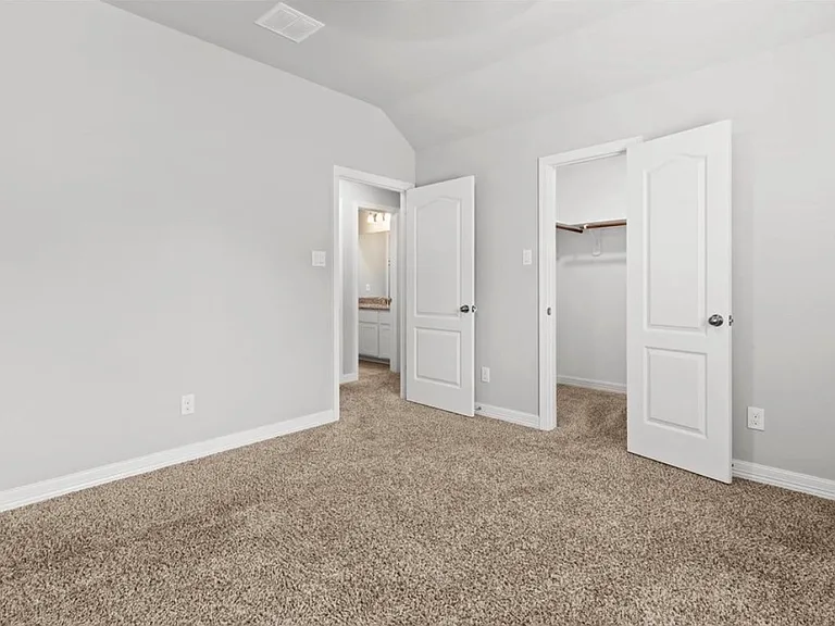 216 Elianne Lace Ct — Photo 36