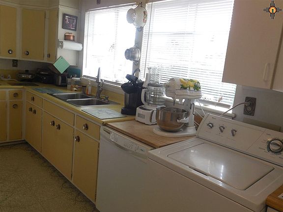 4th image of 509 Julie Dr