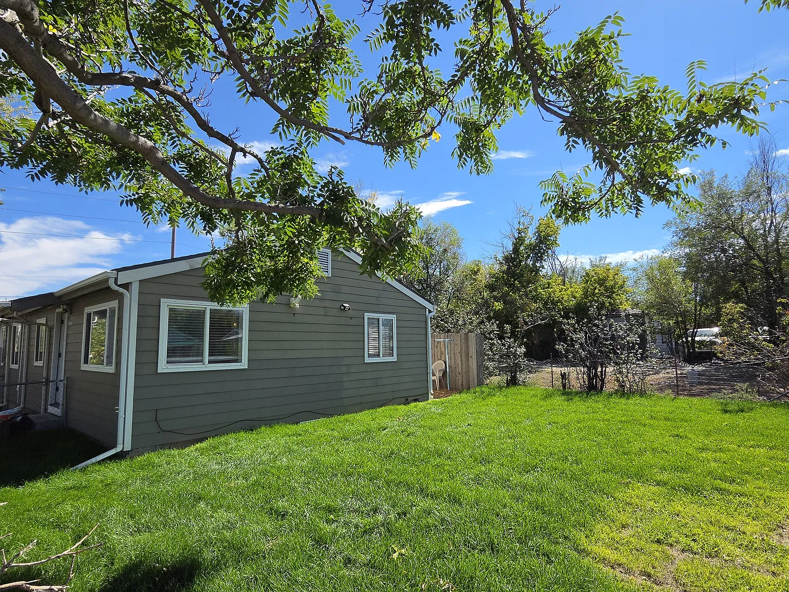 4186 W Tennessee Ave — Photo 4