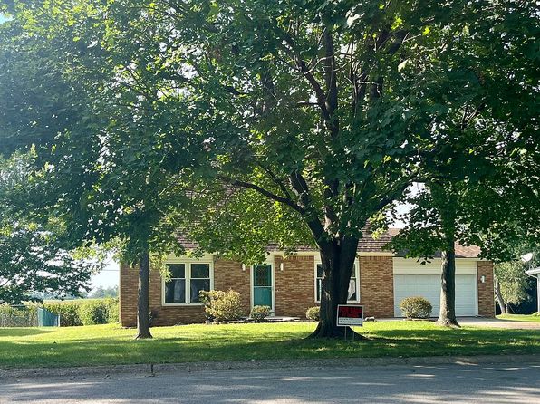 335 Hillside Dr