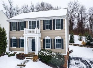 228 Walnut Dr, Venetia, PA 15367