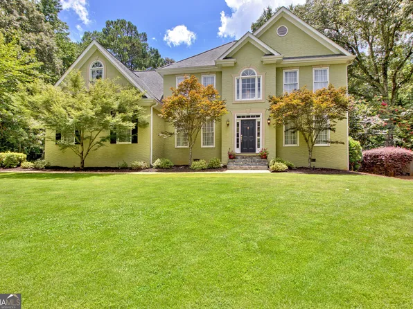 105 Arlington Trce, Fayetteville, GA 30215
