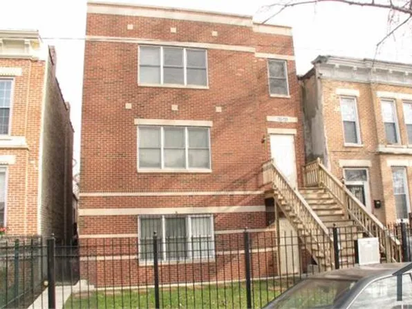 723 S Campbell Ave #1, Chicago, IL 60612