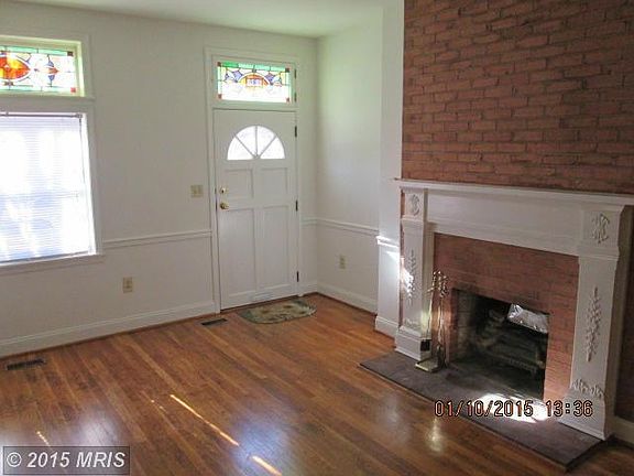 Cozy Living Room with fireplace!