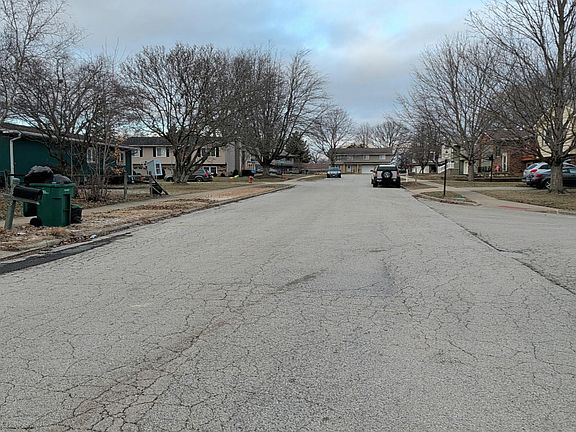 4th image of 4523 Lawson Dr