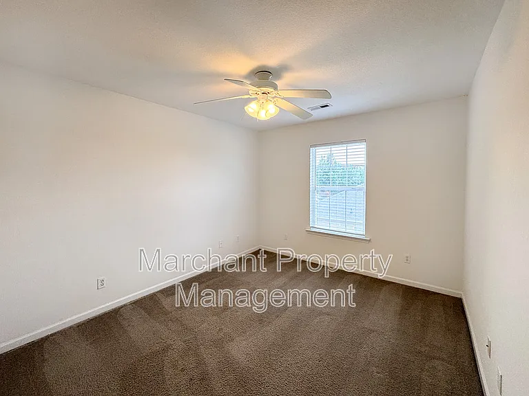 404 Spirit Mountain Ln — Photo 10