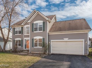 2217 Cheshire Dr, Aurora, IL 60502