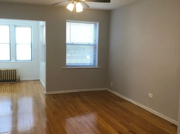 4451 N Drake Ave APT 1, Chicago, IL 60625
