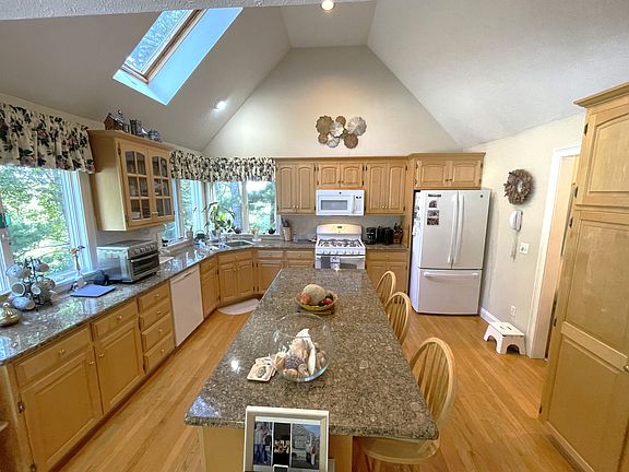 5th image of 44 Wild Goose Way