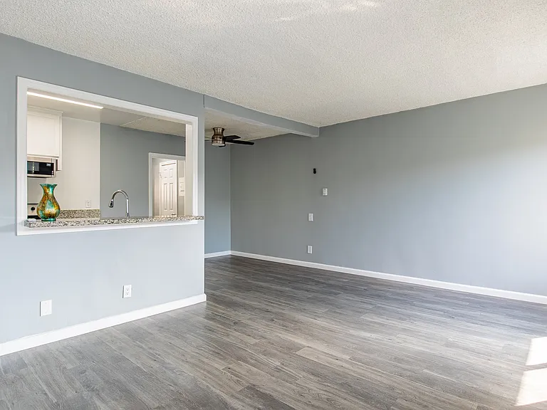 Langdon apts — Photo 7
