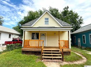 1106 N 29th St, Lincoln, NE 68503