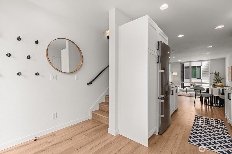 5th image of 2106 NE 85th Street #E