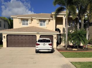 2285 Ridgewood Circle, Royal Palm Beach, FL 33411