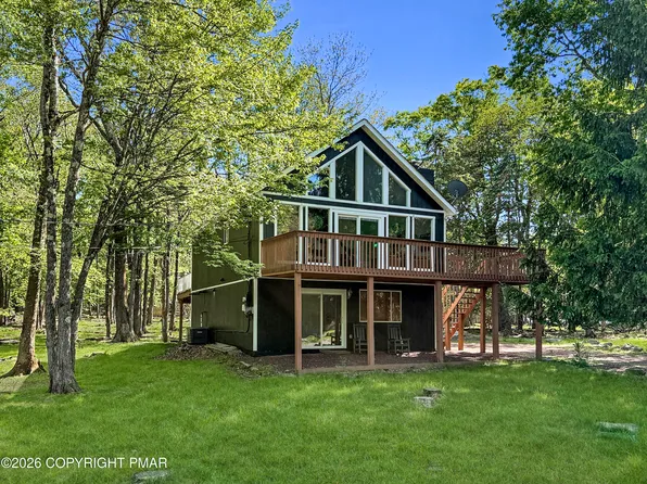 18 New Birch St, Lake Harmony, PA 18624