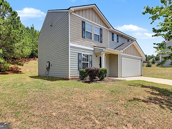 2nd image of 1777 Robinson Ct
