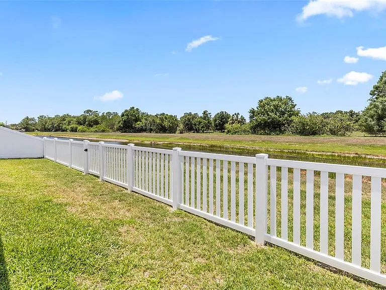 10633 Standing Stone Dr — Photo 33