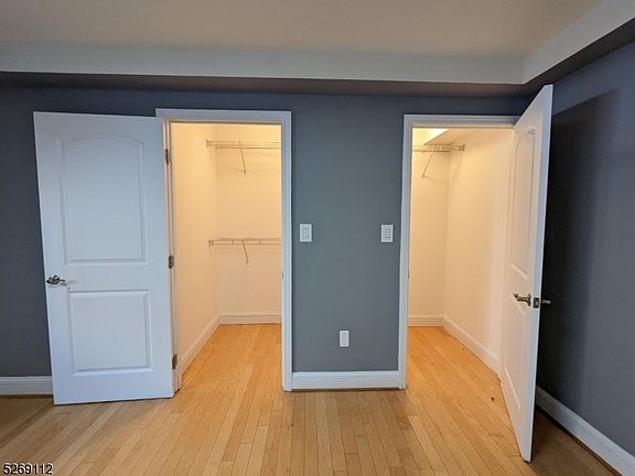 5th image of 70 S Munn Ave APT 102