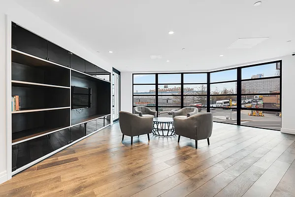 Rented by Modern Spaces | media 7
