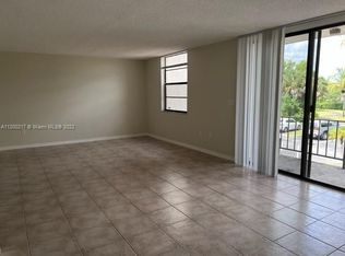 1746 NW 55th Ave APT 201, Fort Lauderdale, FL 33313