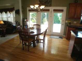 2624 Hoddam Rd, Naperville, IL 60564