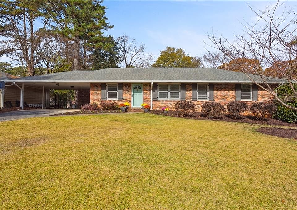1st image of 292 Robin Ln SE