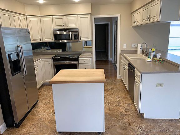 3rd image of 13517 Clubside Dr