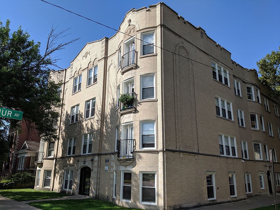 1st image of 2737 W Arthur Ave APT 1