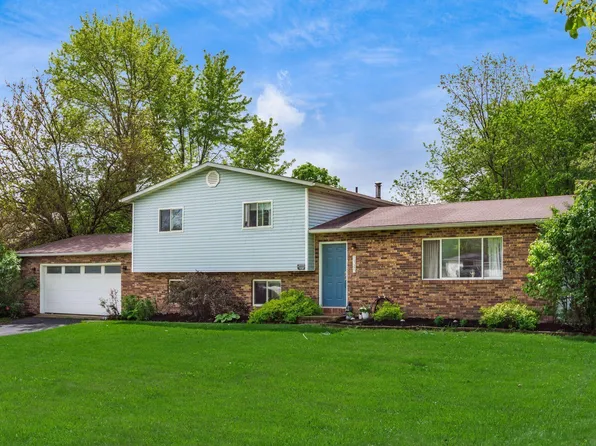 1340 W Choctaw Dr, London, OH 43140