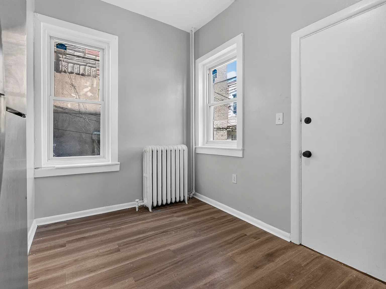 5247 Cedar Ave — Photo 3