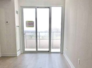 30 Shore Breeze Dr #822, Toronto, ON M8V 0J1
