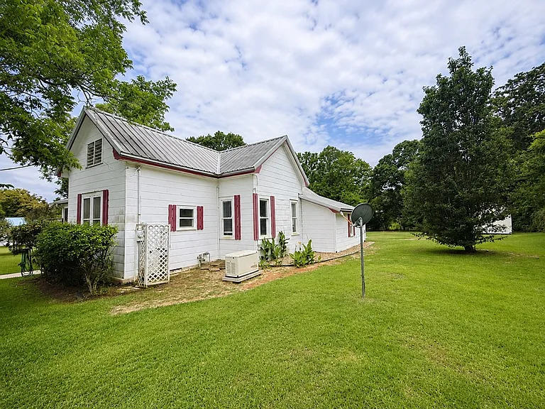 509 N Peachtree St — Photo 4