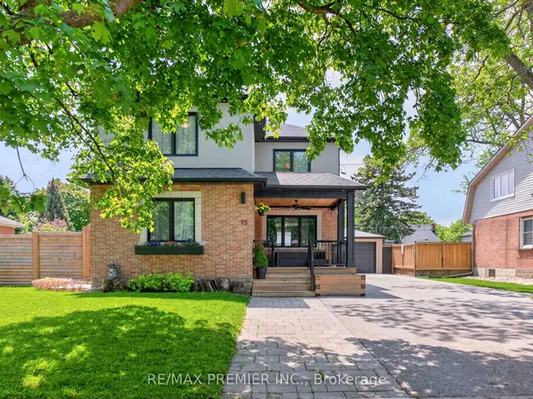 15 Fern St, Brampton, ON L6Y 1X3