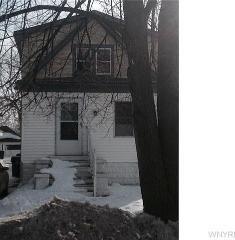 1st image of 107 Sprenger Ave