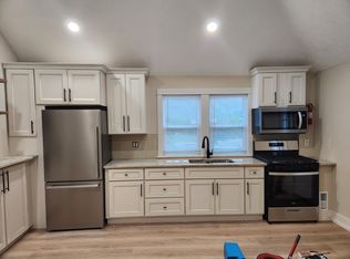 577 Harlan Ave NE #2, Grand Rapids, MI 49503