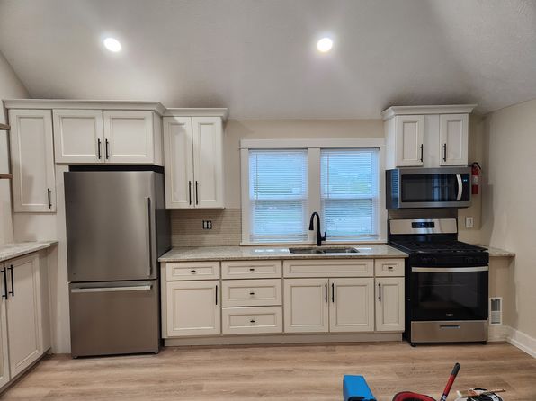 577 Harlan Ave NE #2