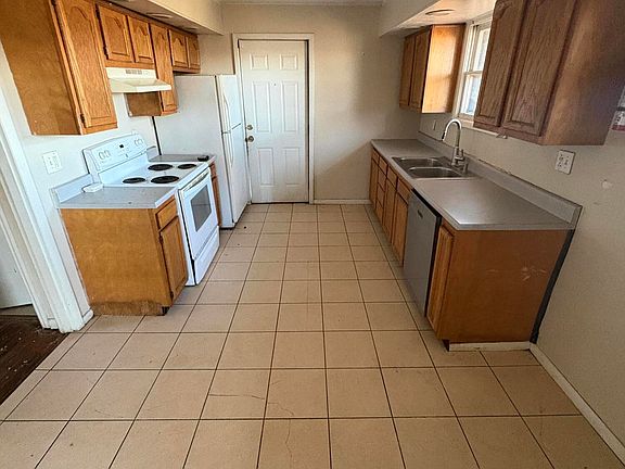4th image of 5008 Skyview Dr
