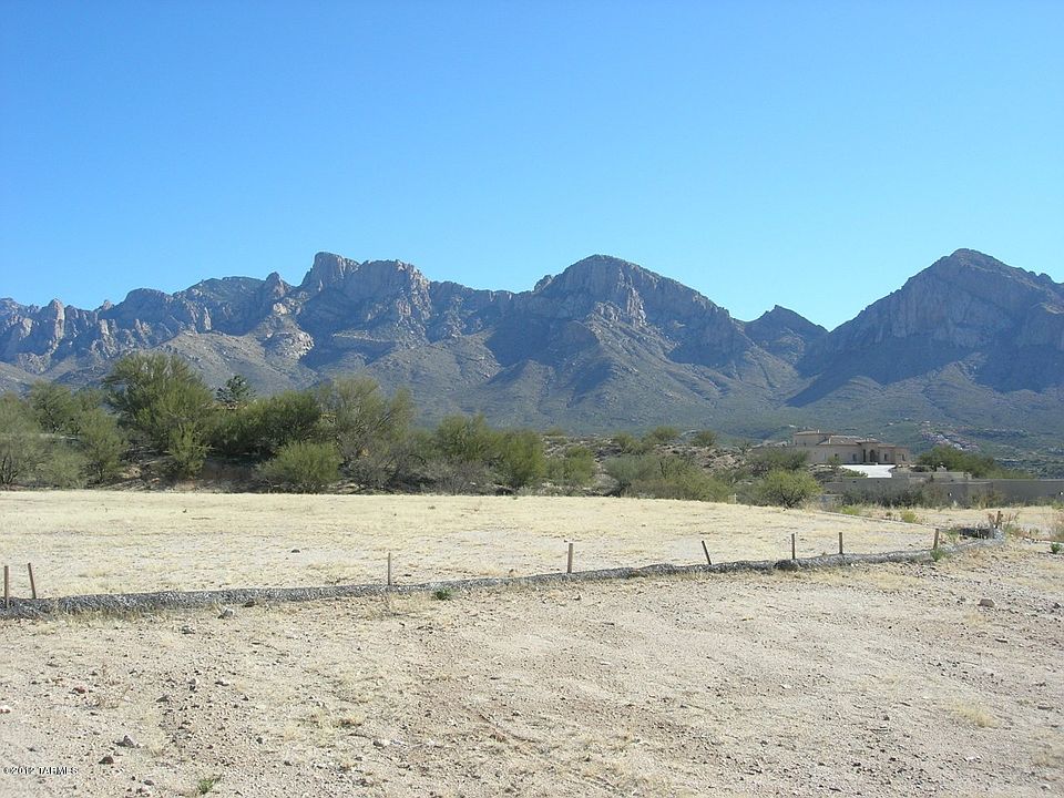 2nd image of 422 E Natalia Pl