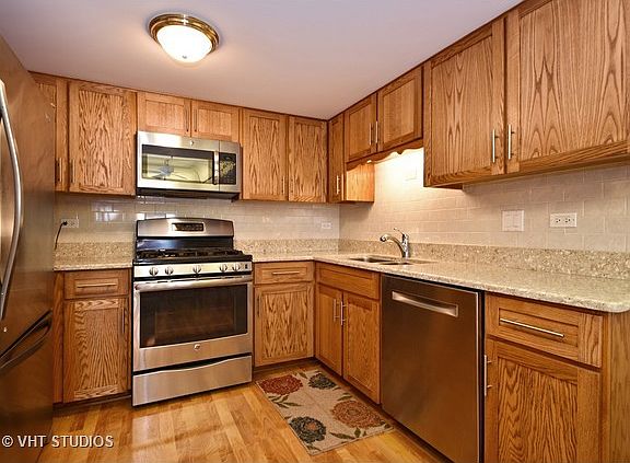 4th image of 15713 Lake Hills Ct Unit 2N