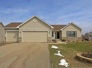 2242 Coldwater Xing, Mayer, MN 55360