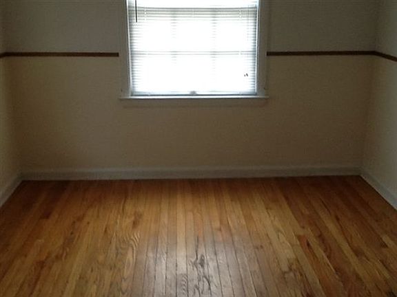 5th image of 22477 Brittany Ave