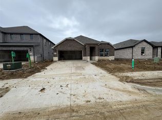 245 Sugarlands Dr, Greenville, TX 75402