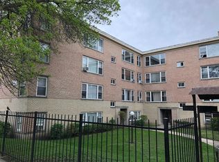 6128 N Seeley Ave #3S, Chicago, IL 60659