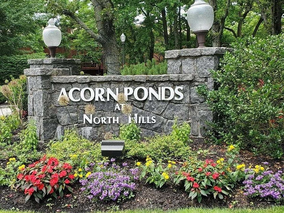 1st image of 22 Frost Pond Dr #83